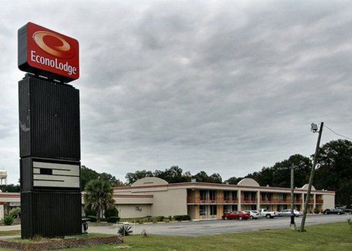 Econo Lodge Ємассі Екстер'єр фото